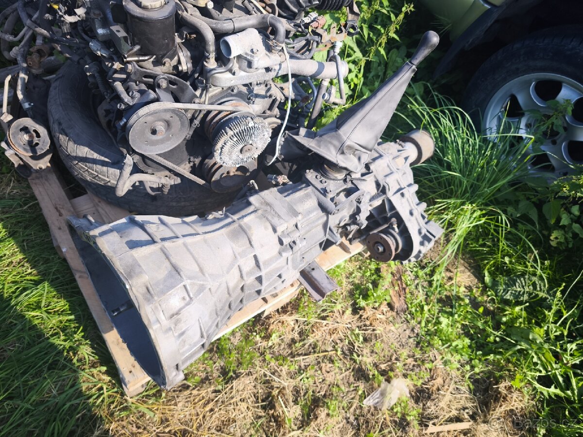 Motor nissan D22, 76kw, převodovka, rozvodovka, atd. - 6