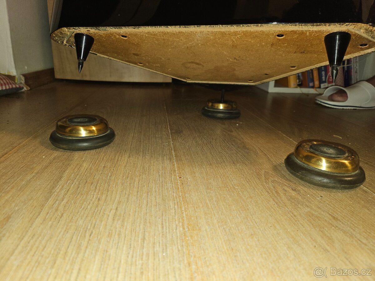 Infinity 90 Renaissance - 6