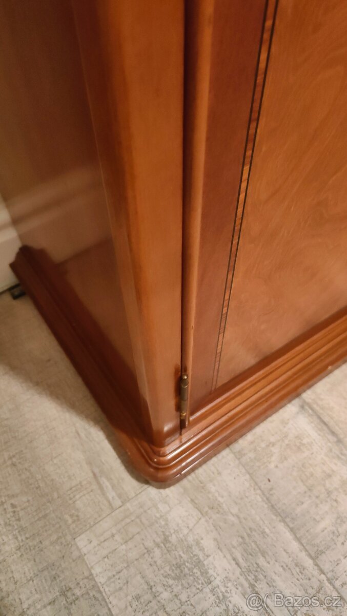 Italská komoda skříňka - 6