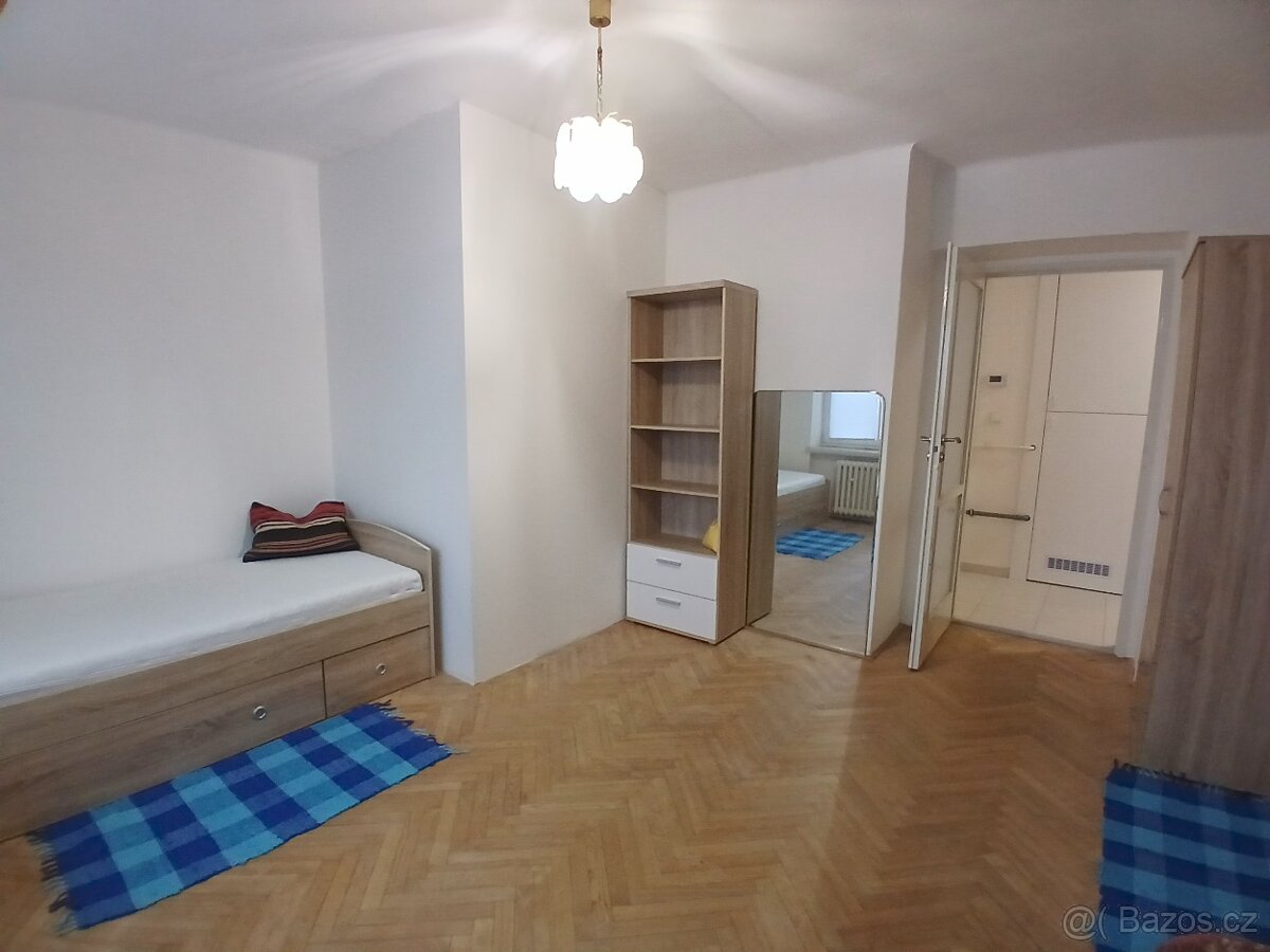 Byt 3+1, samostatné pokoje - 6