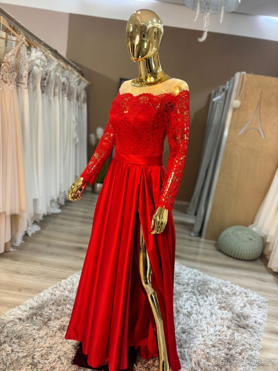 Luxusní červené šaty - 6
