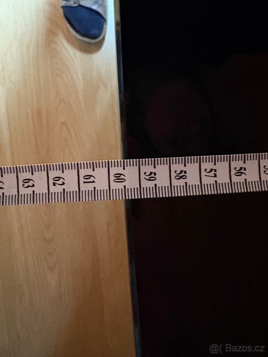 Skleněný konferenční stolek - 6