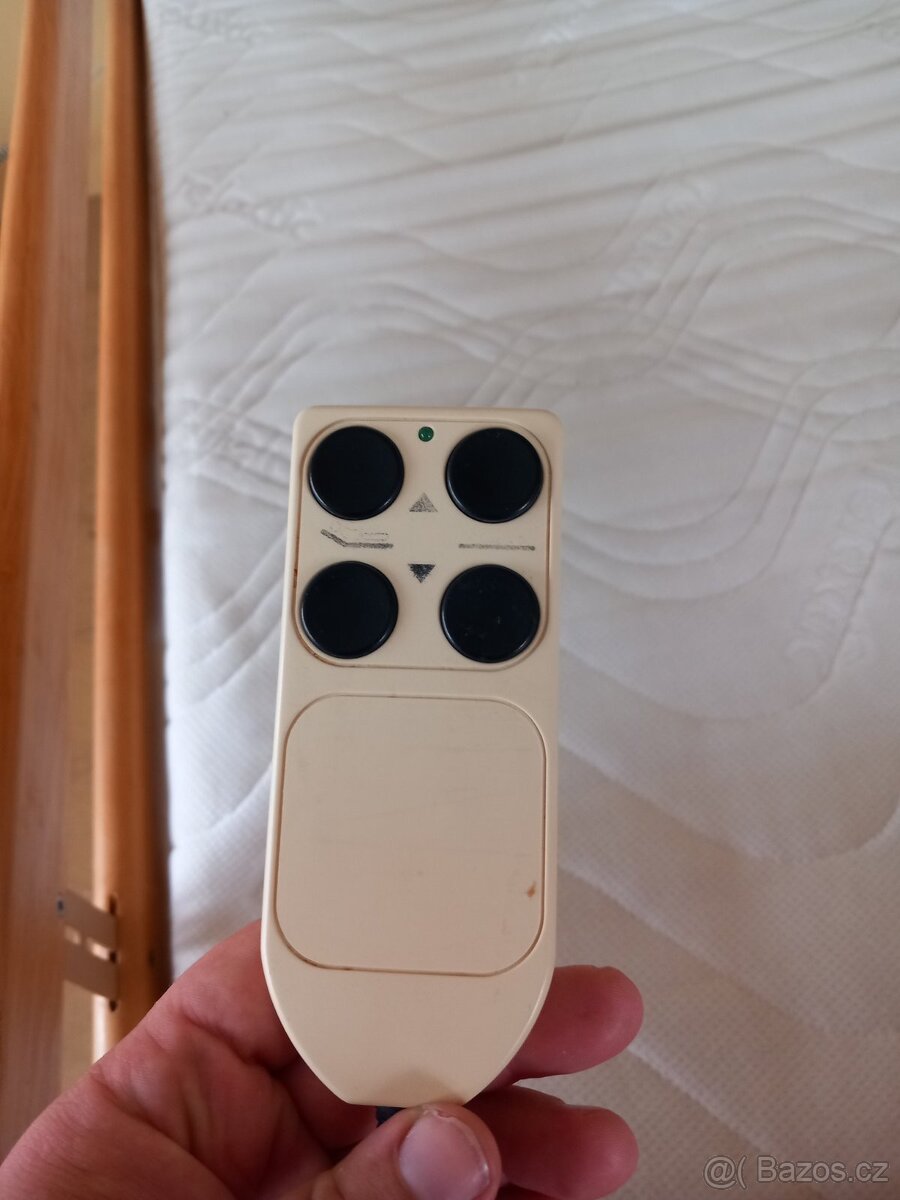 Elektrická polohovatelná postel - 6