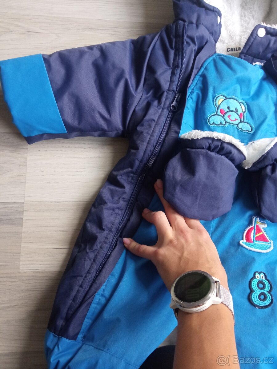 Zimní kombinéza s rukavicemi - 6