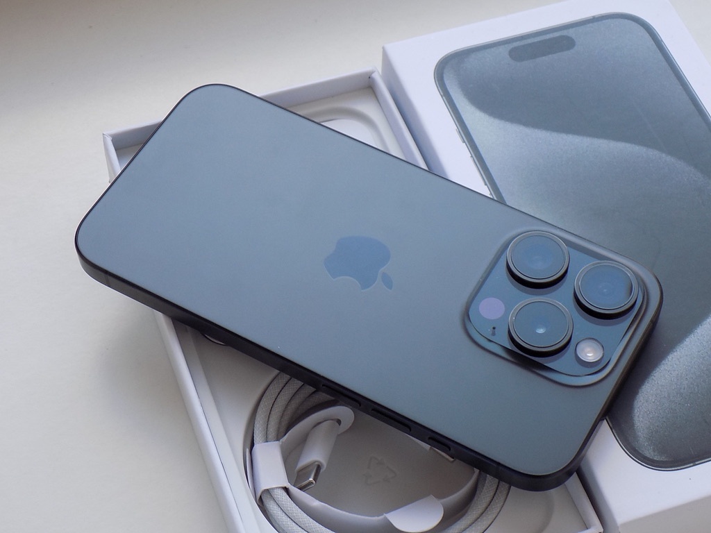  APPLE iPhone 15 Pro 128GB Černý Titan - ZÁRUKA - TOP STAV - 6