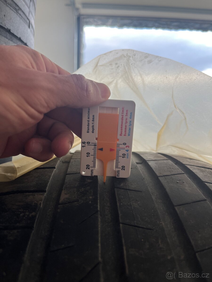 Prodam bridgestone 255/50 r20 letni - 6