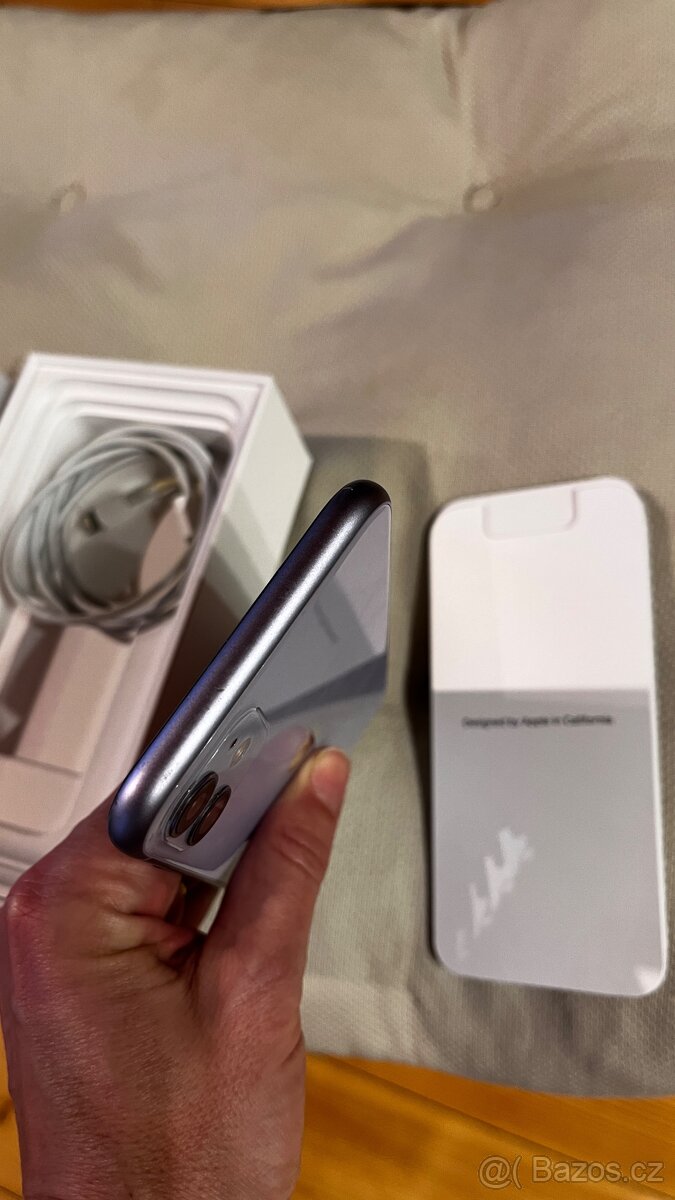 Prodám fialový iPhone 11 128GB - top stav - 6