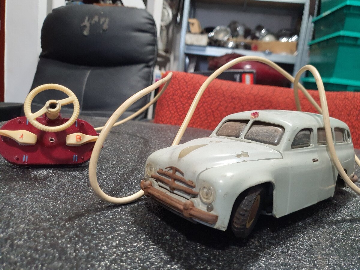 Sanitka na Bovden - 6