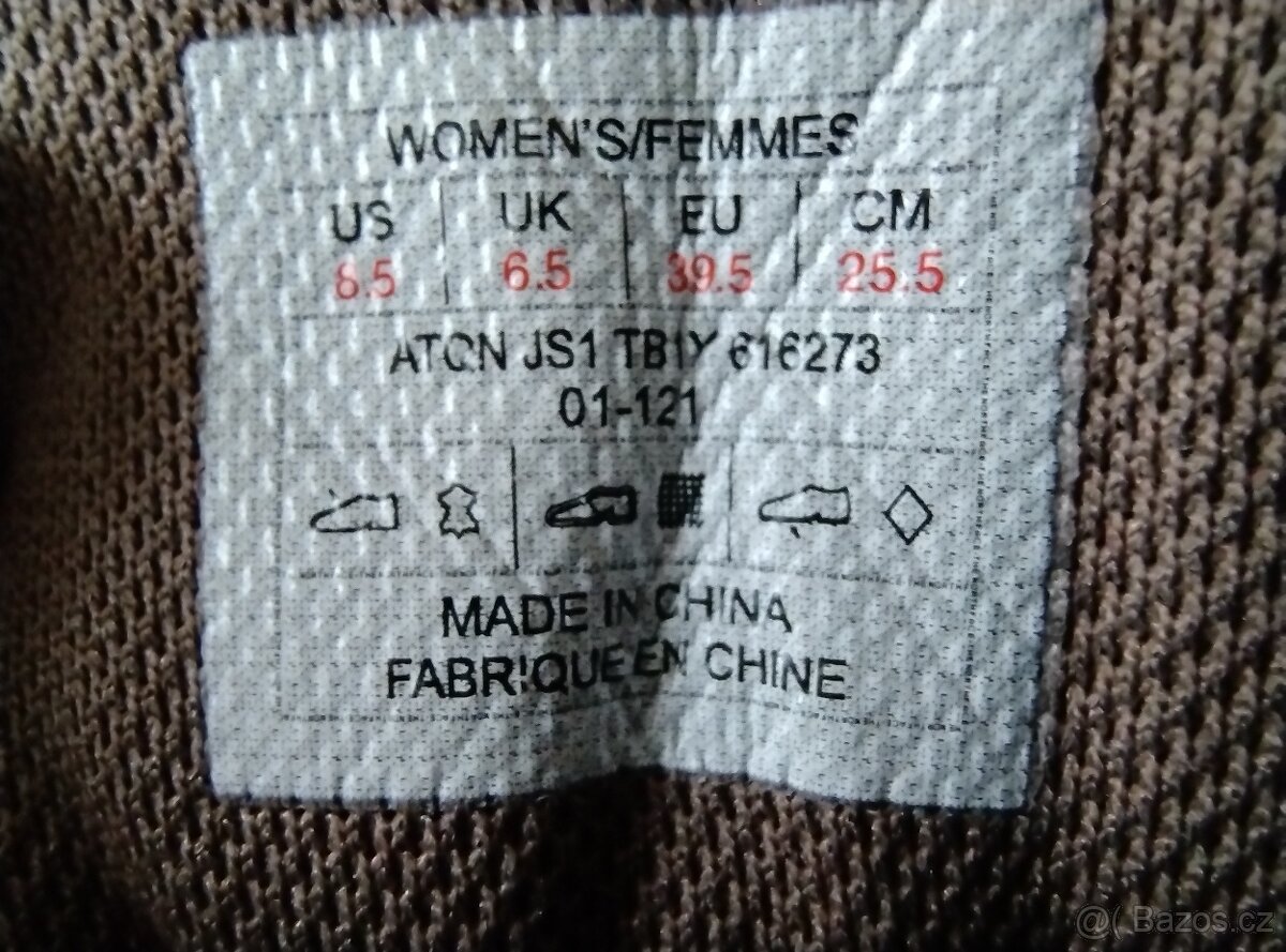 1) Outdoorové boty North Face Goretex - 6