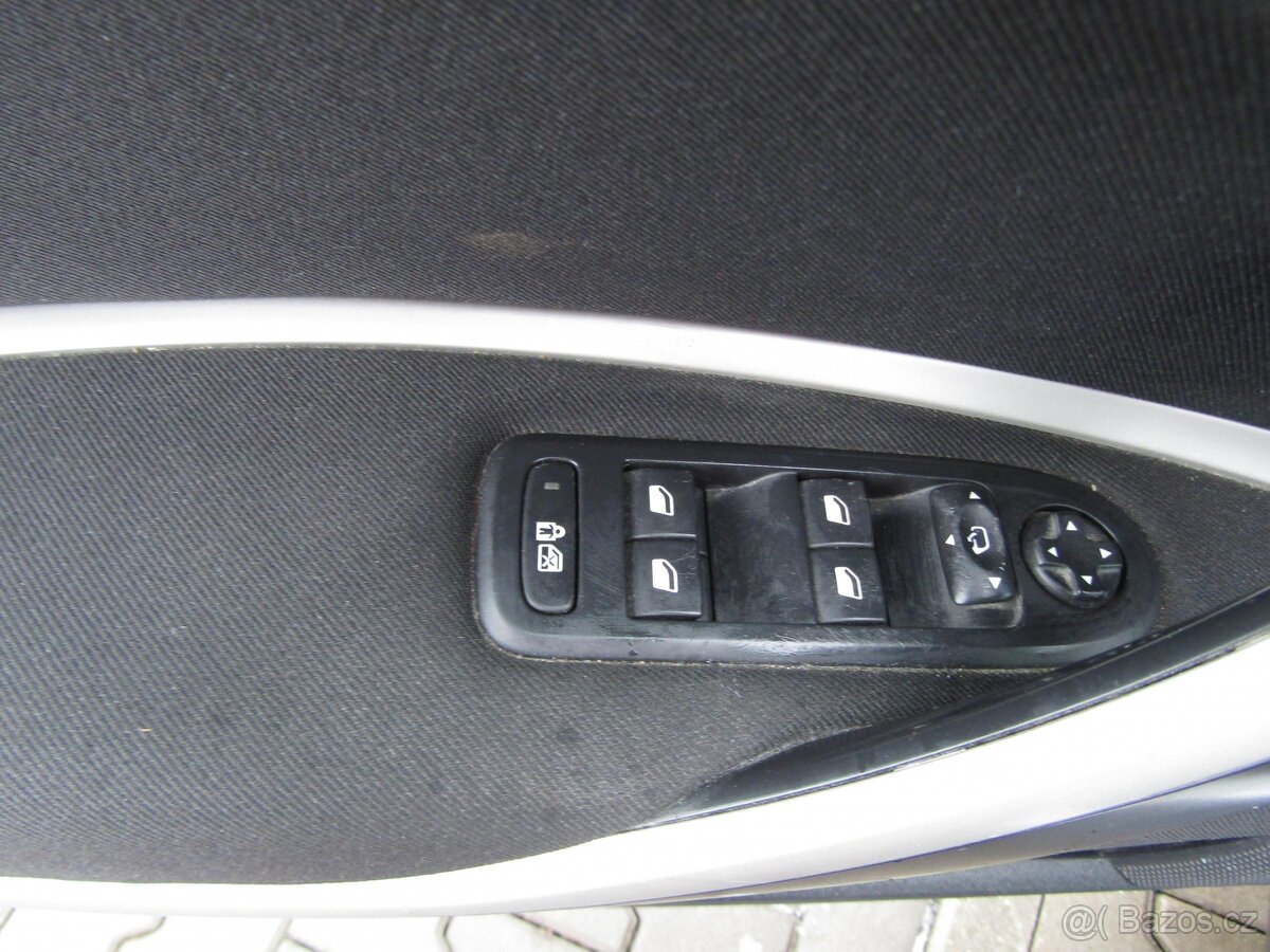 Citroën C5 2.0 HDi , 120 kW nafta, 2012 - 6