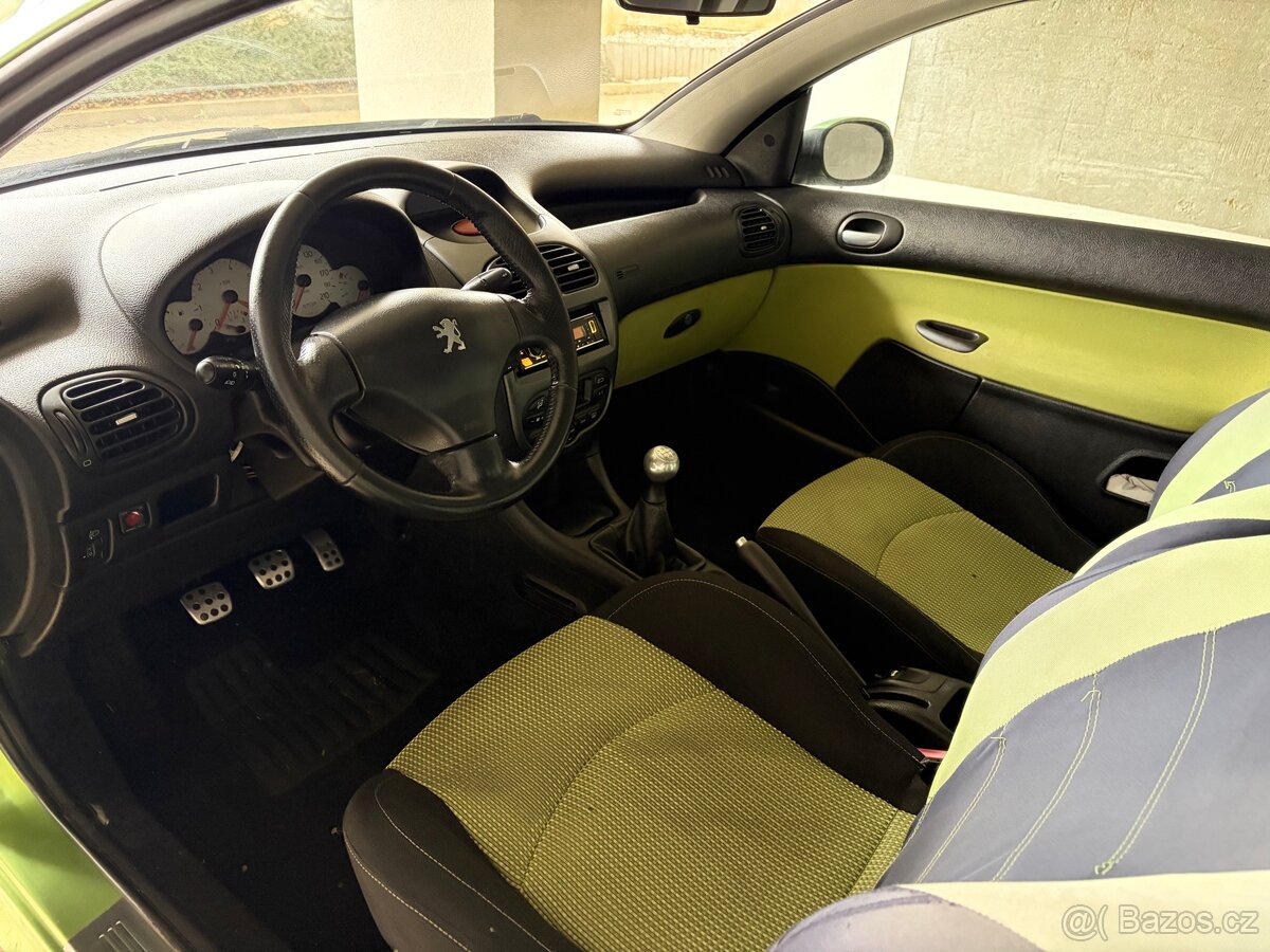 Peugeot 206 CC Cabrio 2,0i 100 kW - 6
