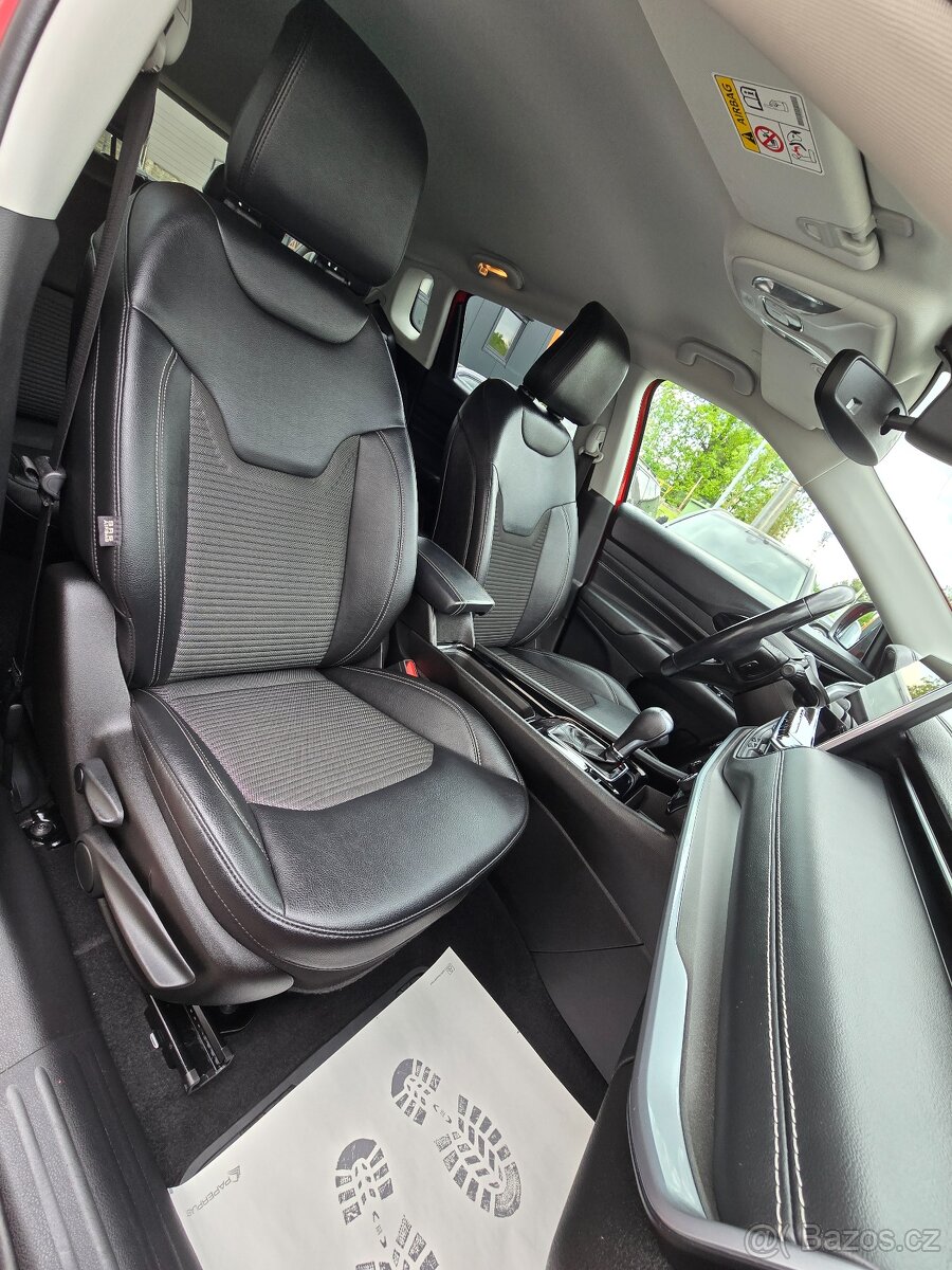 JEEP COMPASS 1,3 110kW LIMITED 2022 KAMERA NAVI KŮŽE ČR -DPH - 6