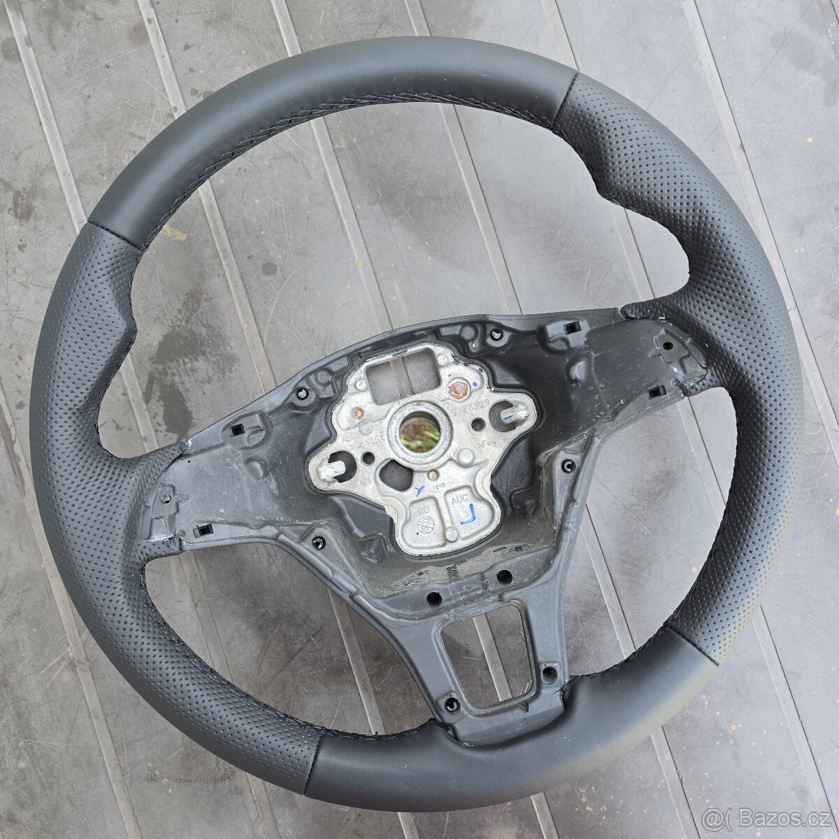Vw Golf VII, Passat B8, Crafter nový kožený volant - 6