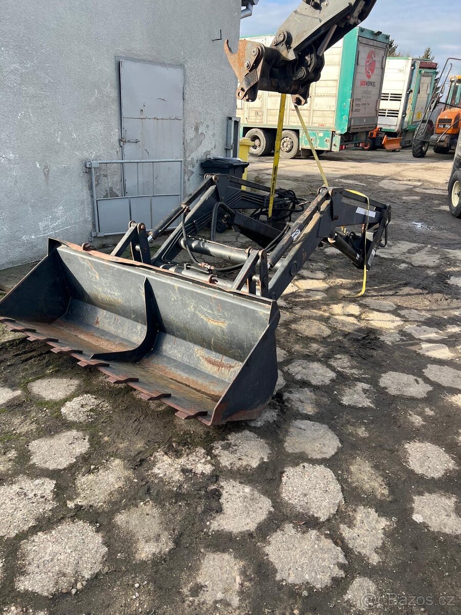 Čelní nakladač Zetor 9540 - 6