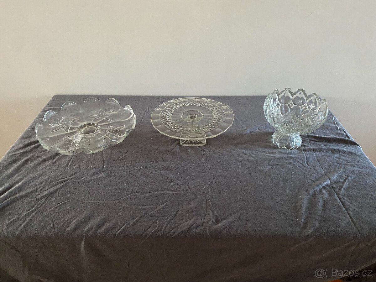Skleněné mísy, tácy a podnosy - 6