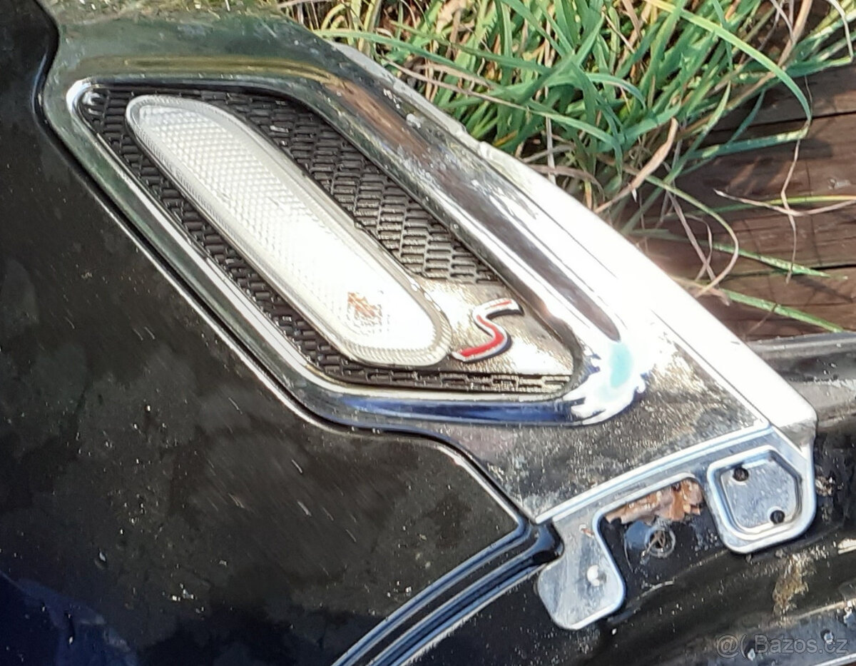 Mini Cooper S - Mřížky do blatníků s logem S - 6
