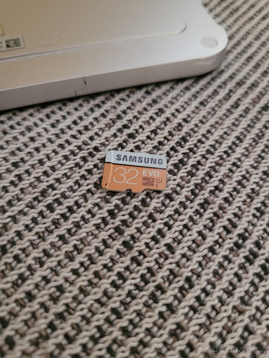 Tablet Transformer Book řady T100 zn. Asus - 6