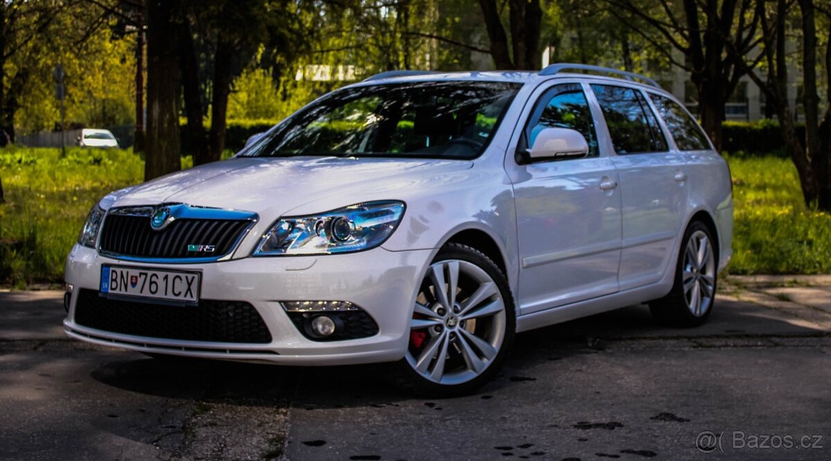 Škoda Octavia Combi RS2 2.0 TFSI RS DSG - 6