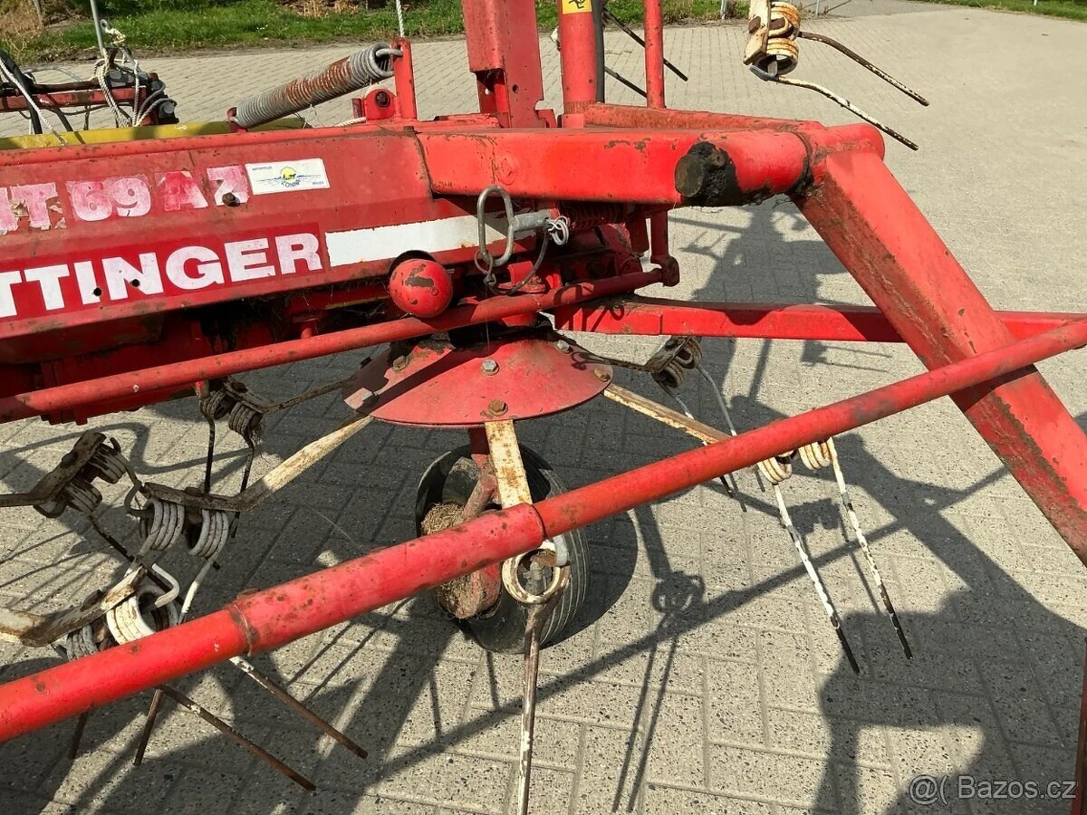 6,9m Obraceč sena PÖTTINGER HIT 69 AZ - 6