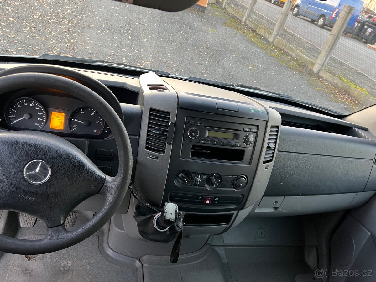 Mercedes Benz Sprinter 311cdi - 6