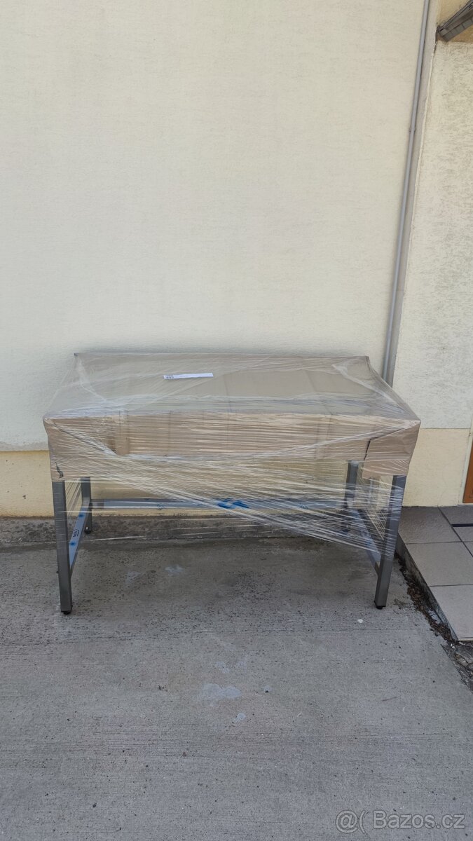 Přístěnný nerezový stůl, pracovní gastro stůl, nábytek kuchy - 6