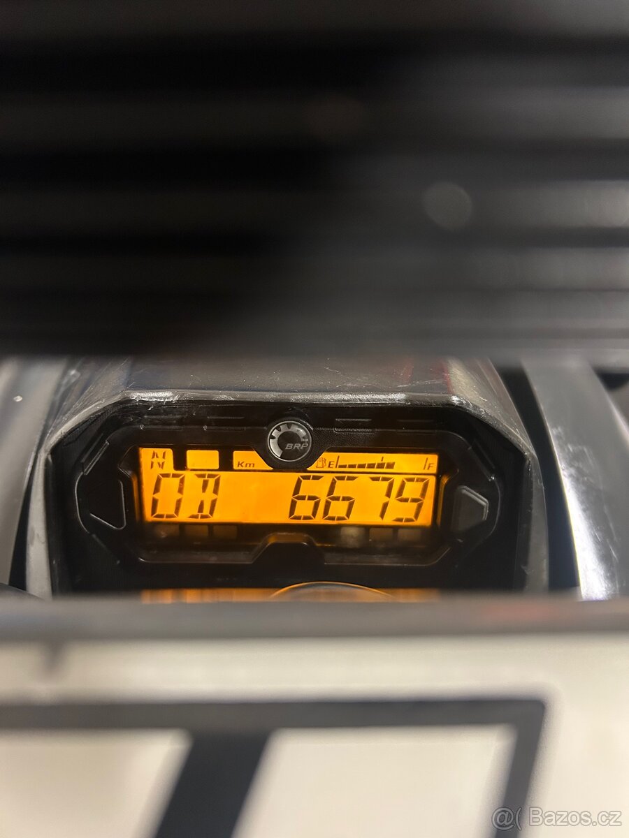 Can Am renegade 1000 r - 6