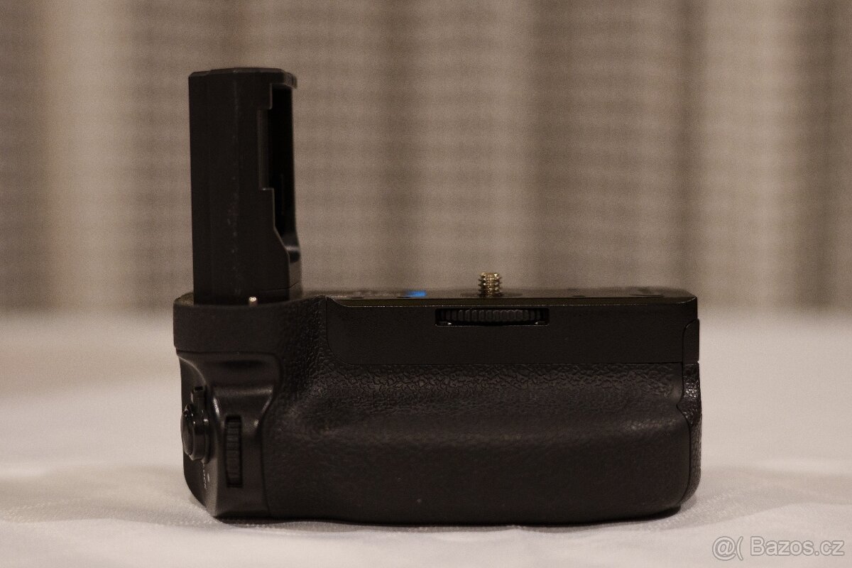 Prodám Sony A7iii, skvělý stav. - 6