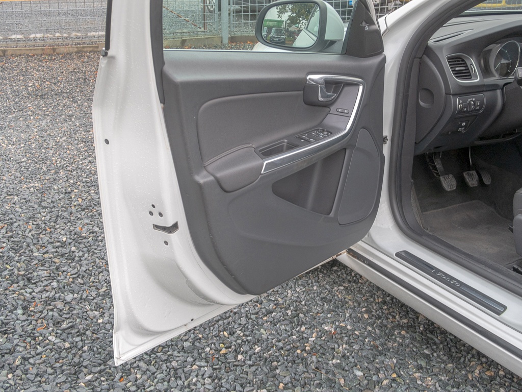 Volvo S60 ČR 2.4D5 169KW POLESTAR - 6