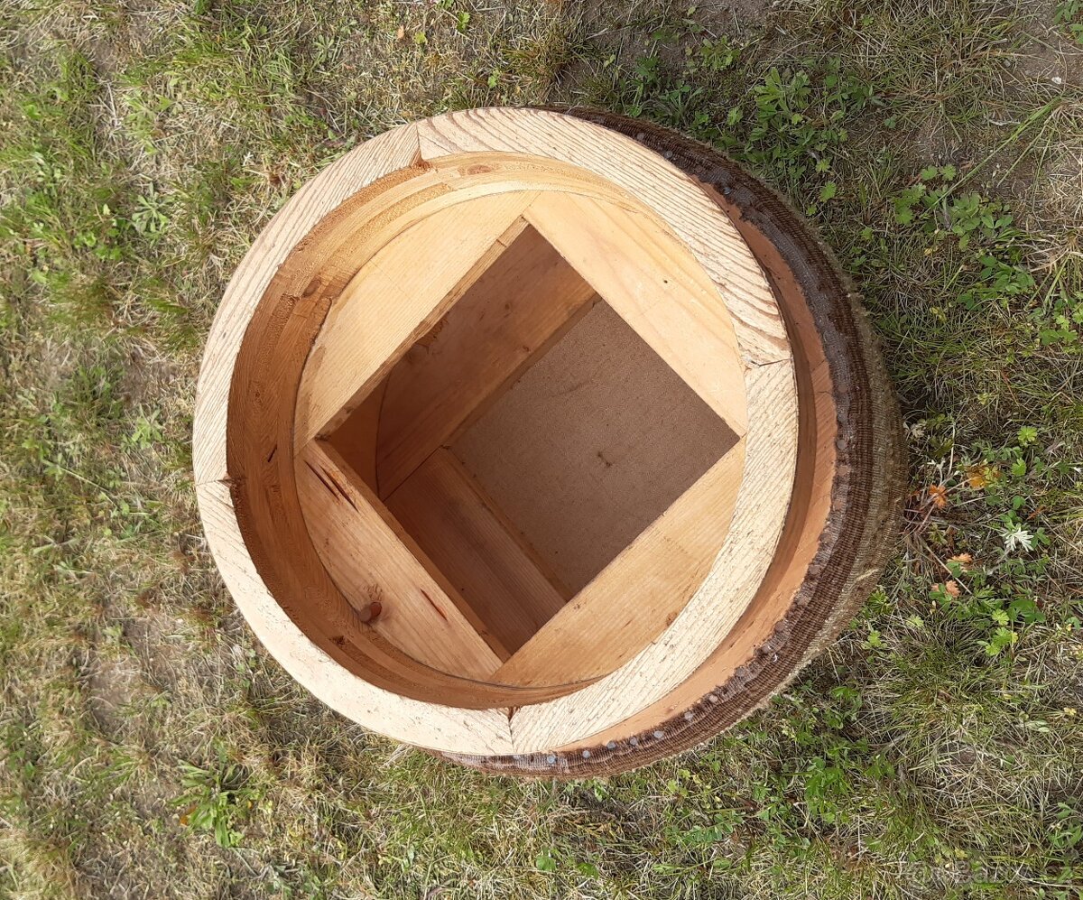 TABURETKA - 6