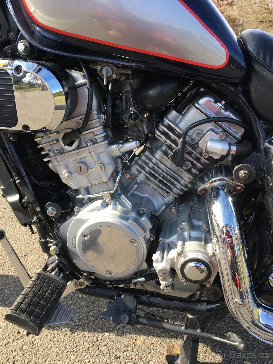 Kawasaki Vulcan VN 750 - 6