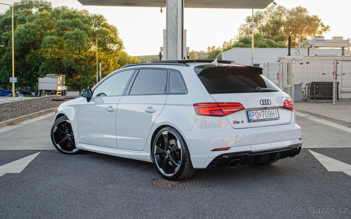 Audi RS3 2.5 TFSI Quattro - 6