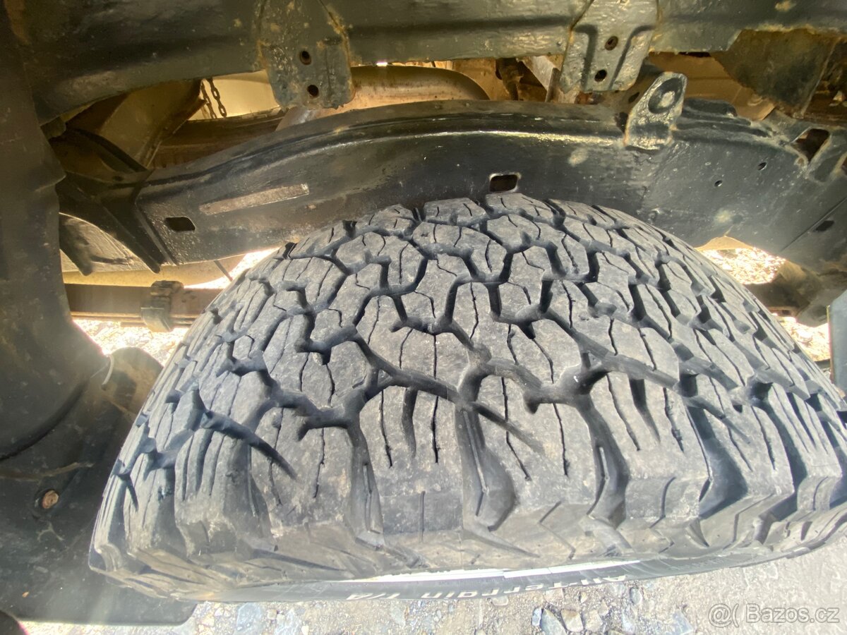 Toyota hilux 3.0 - 6