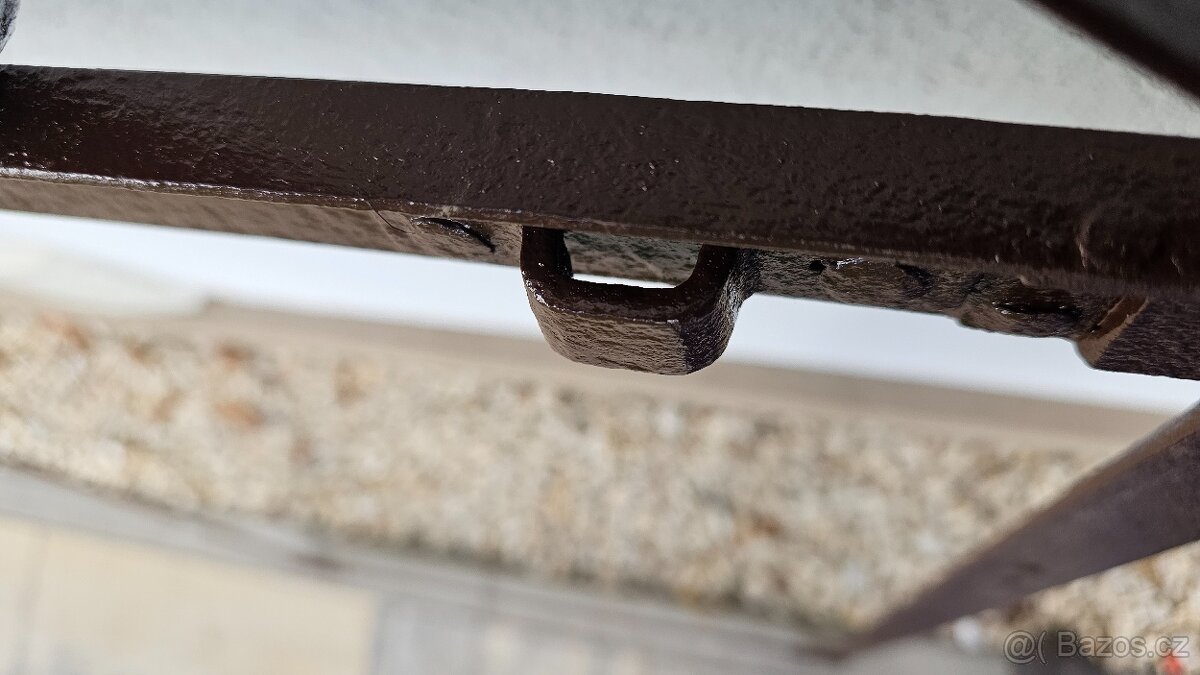 Ozdobný kovový rám - 6