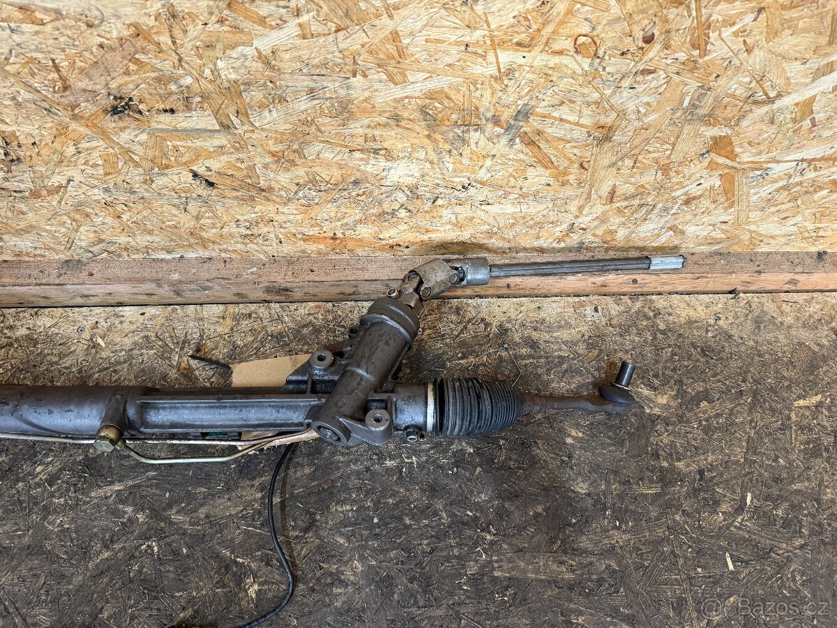 HŘEBENOVÉ ŘÍZENÍ SERVO ŘÍZENÍ AUDI 4B1422066M - 6