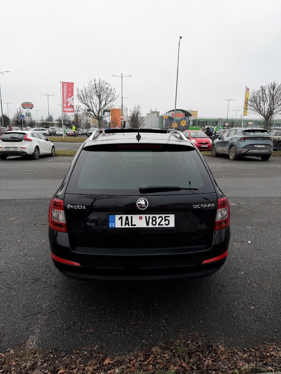SKODA Oktavia A3 DSG 2.0 110 KW - 6