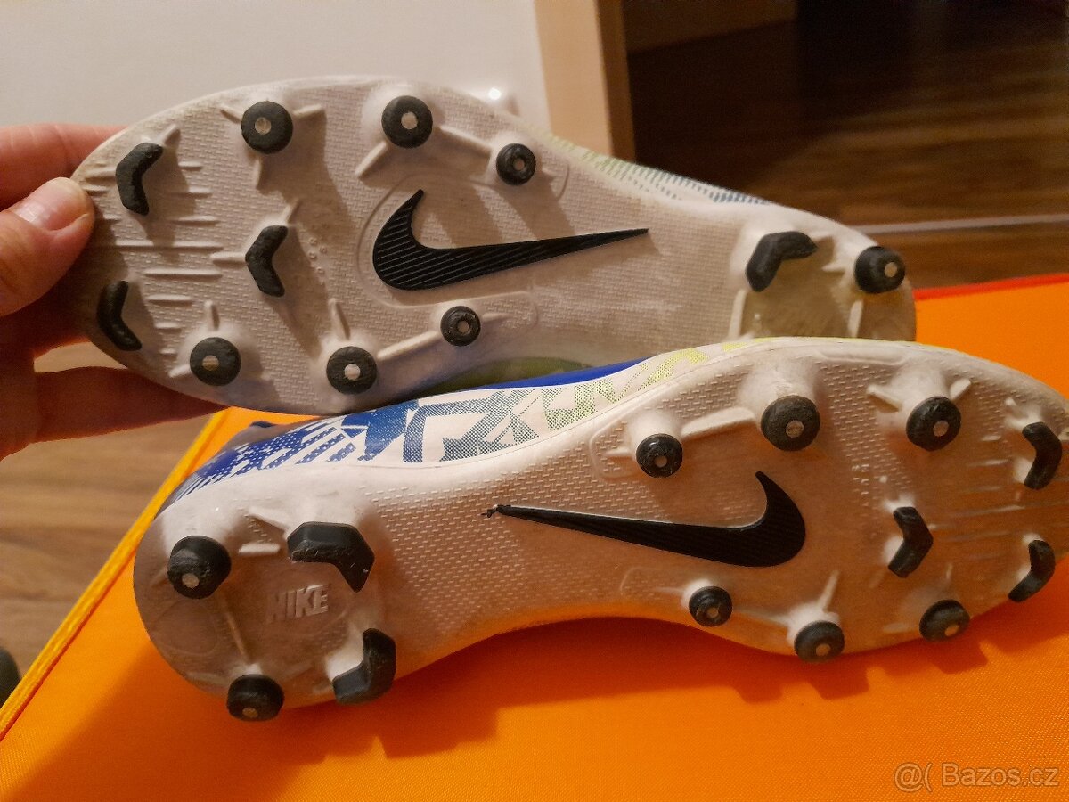Nike kopačky vel. 32/ 33 - 6