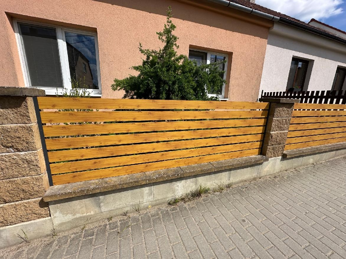 Hliníkový plot, výplň do pergol, dřevodekor - 6