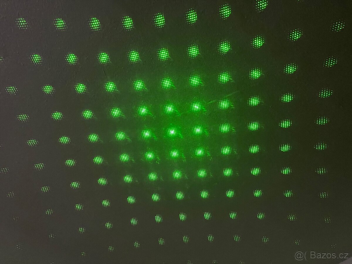 Zeleny laser (viditelny luc) - 6