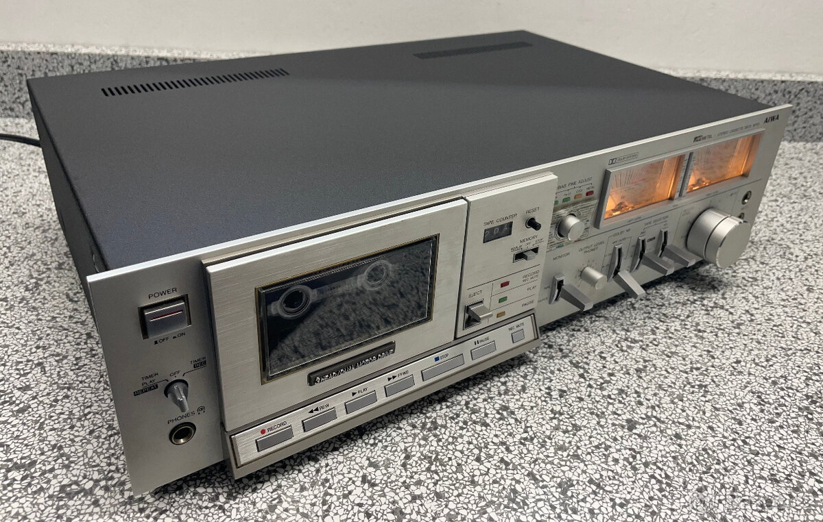 špickovy kazetový deck Aiwa AD-M700E - 6