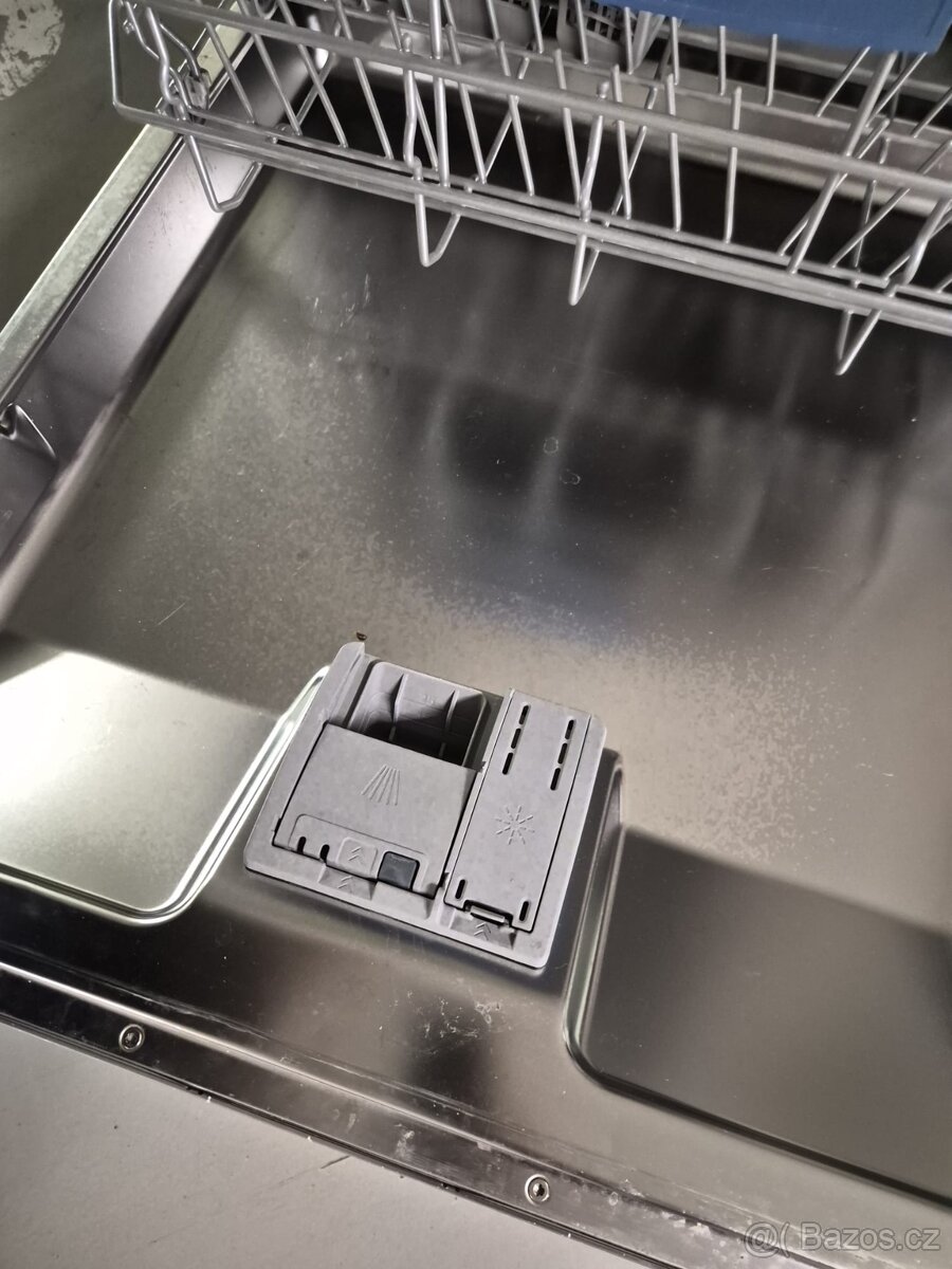 Vestavná myčka Bosch - 6