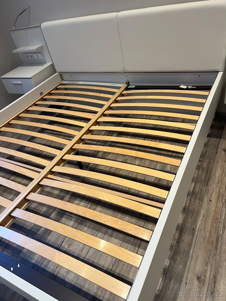 Postel 180cm + 2 noční stolky - 6