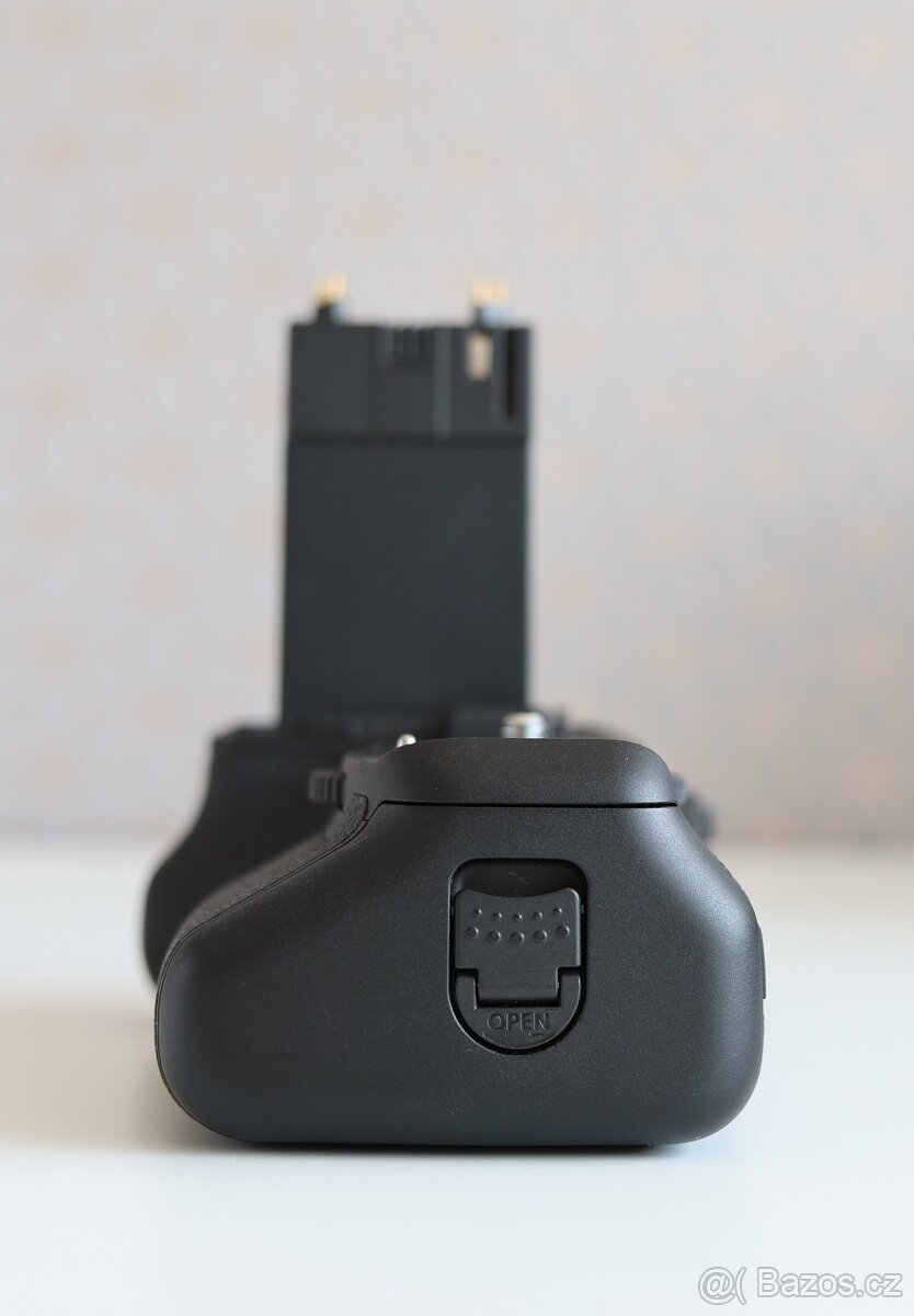 Canon BG - E14 bateriový grip - 6
