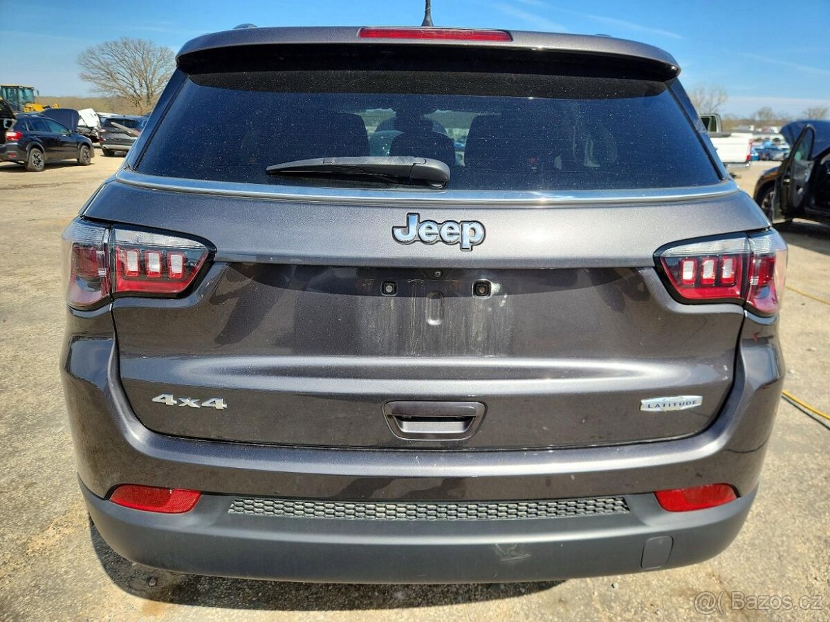 Jeep Comass Latitude 2022 - 6