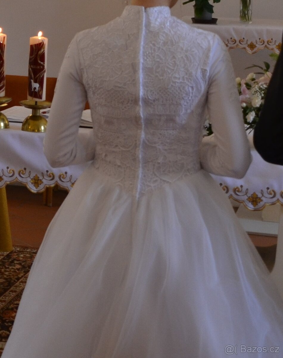 sněhobílé svatební šaty - velikost 36/38 cm - 6