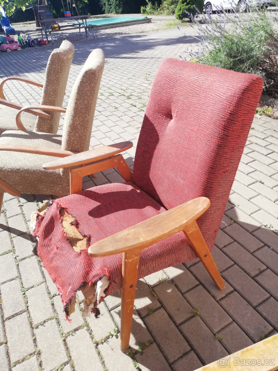 Křeslo Halabala + stolek + zdarma křeslo k renovaci - 6