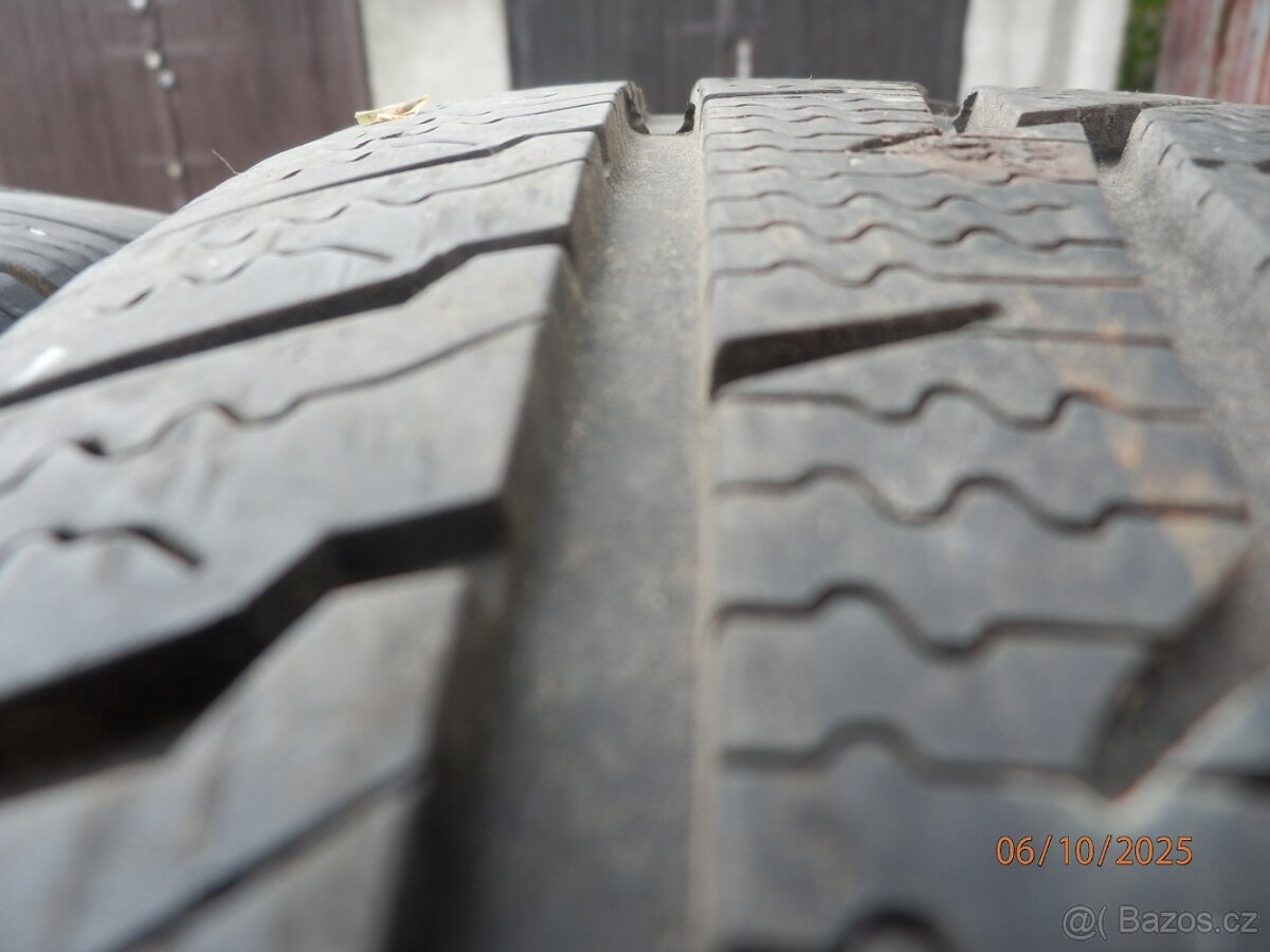 4xObutá zimní sada ŠKODA OCTAVIA 2 15tky. ET 47 195/65 R15 - 6