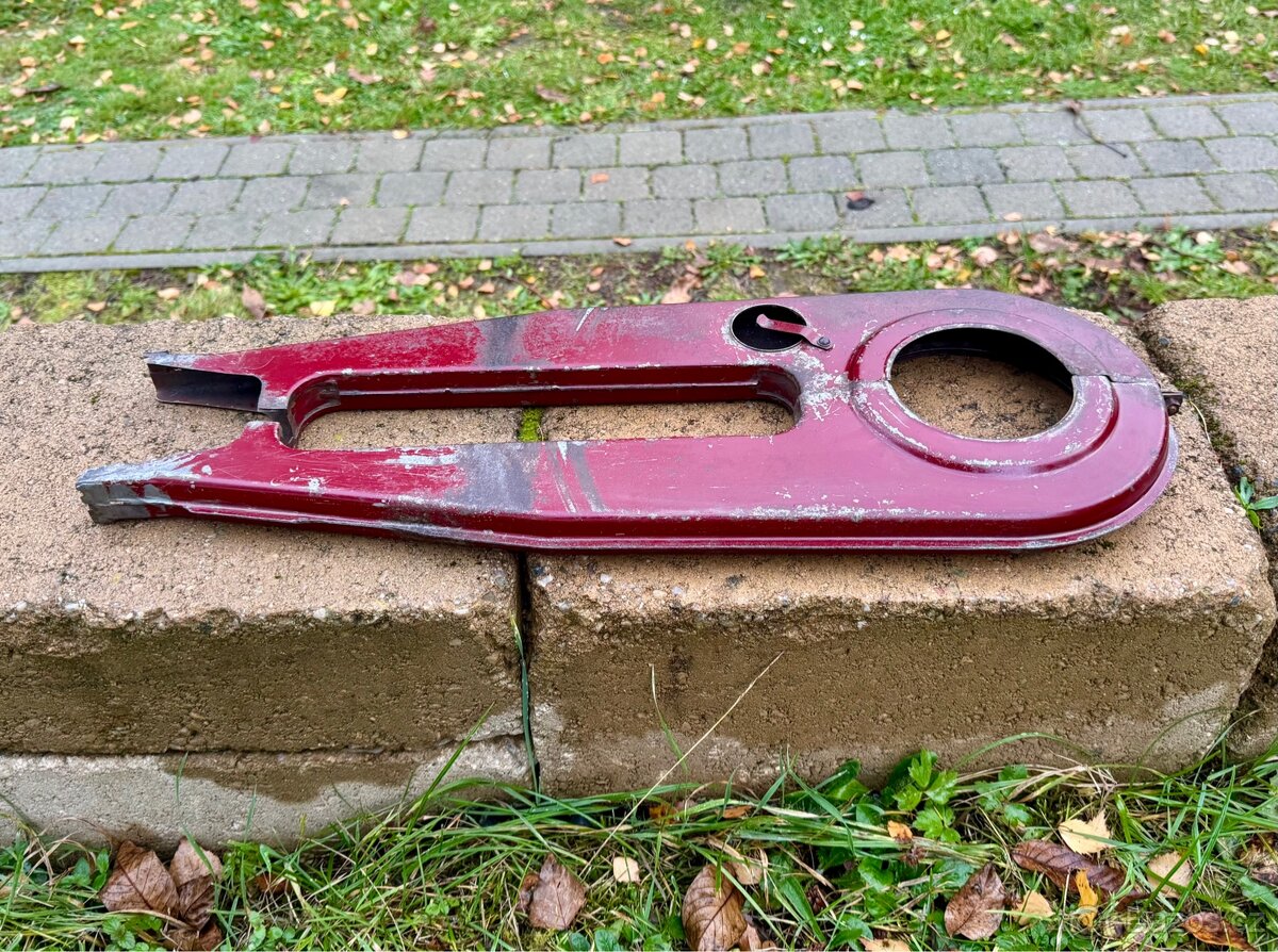 Jawa CZ 125 150 kyvacka pulbuben - kryt retezu - 6