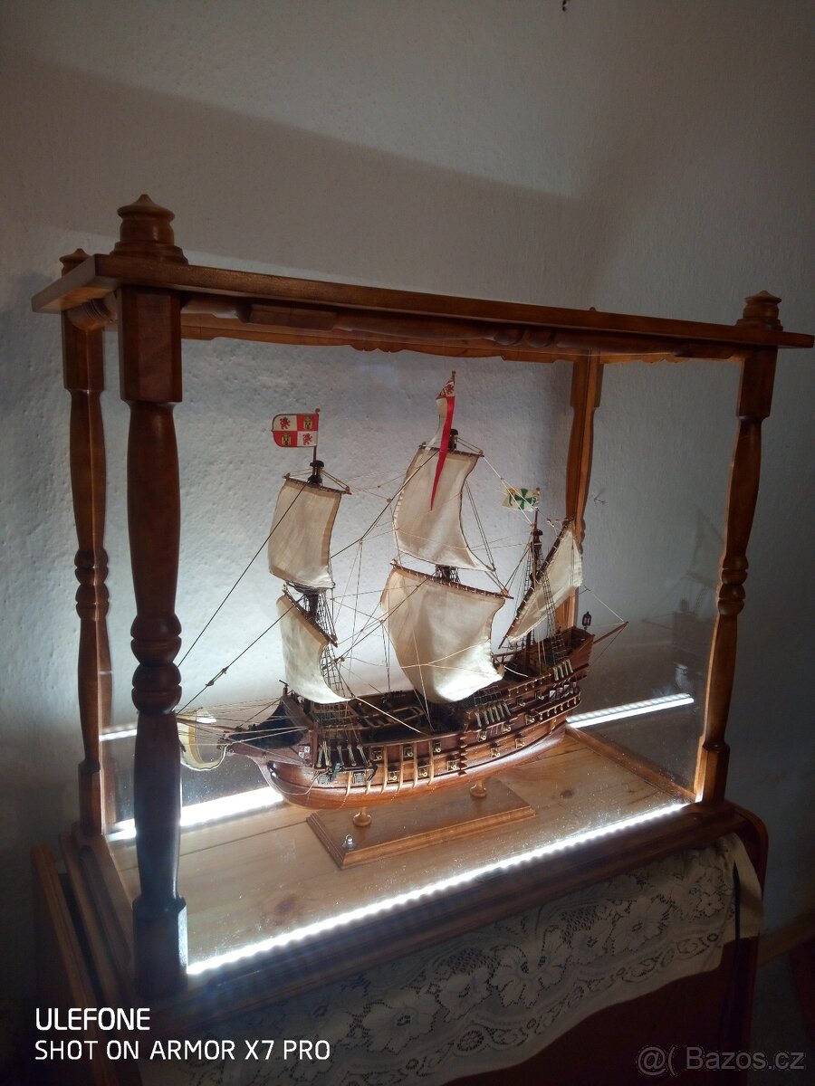 loď ve skříňce - 6