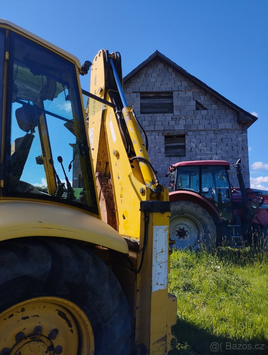 Predám traktorbager Komatsu WB 93R - 6