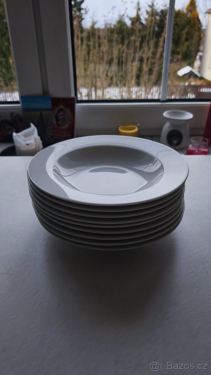 Bílý servis - talíř malý, velký, polevkový - 6